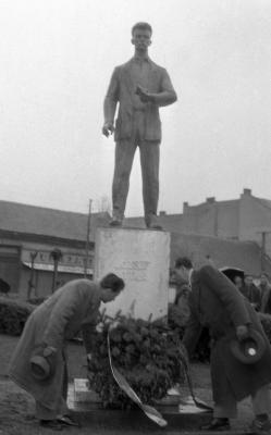 Megemlékezés - József Attila halálának 20. évfordulója