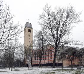 Egyházi épület - Debrecen - Felújítják az egyetemi templomot 