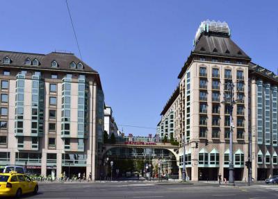 Épületfotó - Budapest - Mercure Budapest Korona Hotel