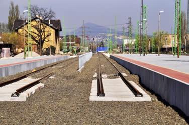 Közlekedés - Budapest - Felújítás a Budapest-Esztergom vasútvonalon