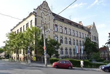 Épület - Budapest - Német nemzetiségi iskola
