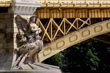 Műalkotás - Budapest - A Margit híd szobordísze