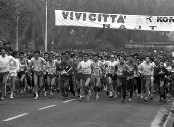 Sport - Tömegsport - Vivicitta futóverseny Budapesten