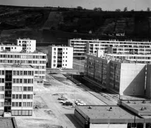 Városkép-életkép - Eger - A Csebokszári-lakótelep 