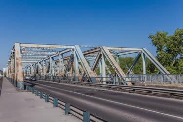 Közlekedés - Budapest - Gubacsi híd