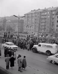 Baleset - Szerencsés kimenetelű karambol az I. kerületben