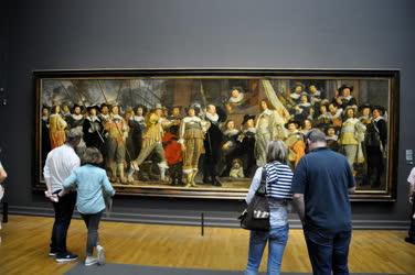 Kultúra - Amszterdam - Látogatók a Rijksmuseumban