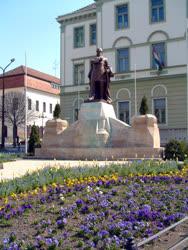 Vidéki városok - Kaposvár - Kossuth-szobor