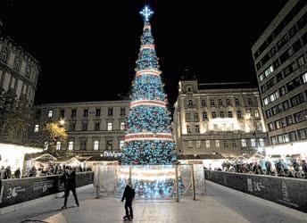 Ünnep - Budapest - Advent a Bazilikánál