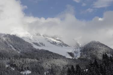 Tájkép - Alpendorf Dachstein West - Dachstein West hegylánc