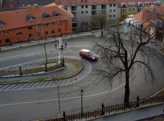 Budapest - Városkép - Gépkocsi a Palota úton