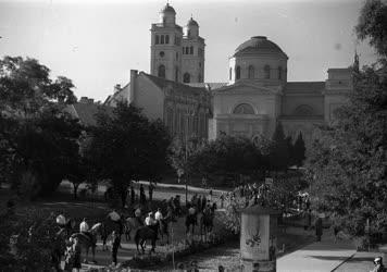 A szerző válogatása - Szüreti bál Egerben