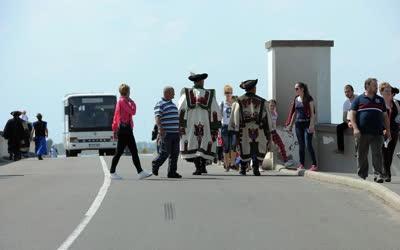 Idegenforgalom - Hortobágy - Megkezdődött a turistaszezon 