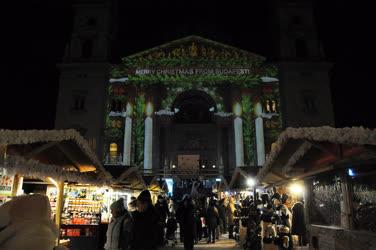 Ünnep - Budapest -  Advent Bazilika