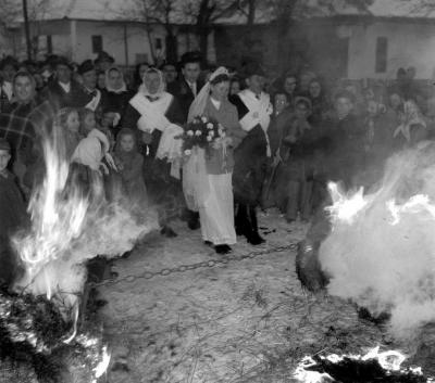 A szerző válogatása - Farsangi lakodalmas játék