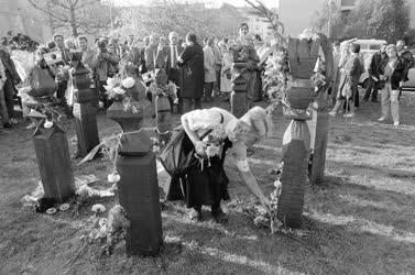 Belpolitika - '56-os megemlékezés a Széna téren