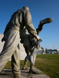 Szobrászat - Sportlétesítmény - Budapest - Puskás Ferenc Stadion szoborpark