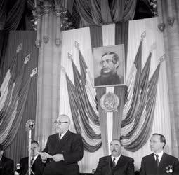 Díj - Az 1951. évi Kossuth-díjak kiosztása