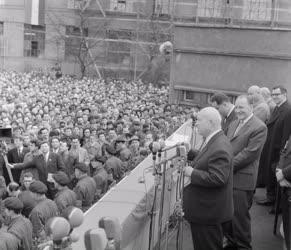 Külkapcsolat - Szovjet párt-és kormányküldöttség látogatása az Egyesült Izzóban