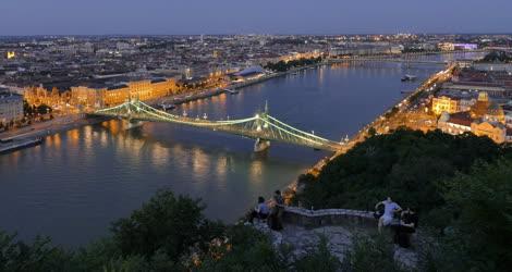 Városkép - Budapest - Esti panoráma
