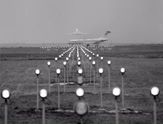 Légi közlekedés - Új optikai leszálló rendszer