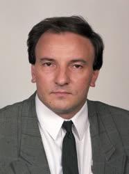 Belpolitika - Kiss Gyula miniszterjelölt