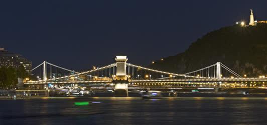 Esti felvétel - Budapest - Duna hidak 