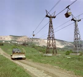 Bányászat - Dunai Cement- és Mészmű mészkőbányája