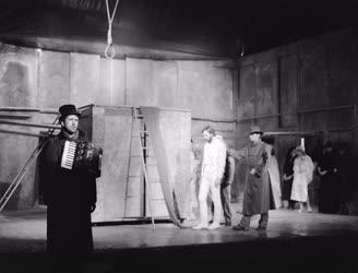 Kultúra - Színház - Brecht-Weill: Koldusopera 