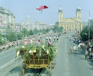 Városkép - Virágkarnevál