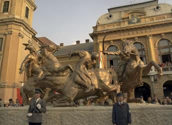 Kultúra - A Végvári harcok - Törökverő szoborcsoport avatása Egerben