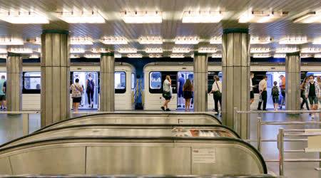 Közlekedés - Budapest - A hármas metró Deák téri állomása