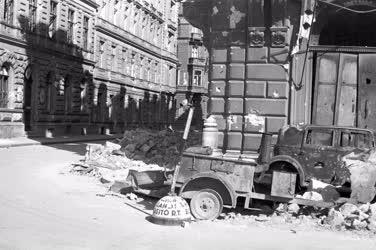 Történelem - II. világháború - Budapesti utcakép
