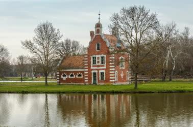 Épület - Festetics-kastély - Hollandi ház