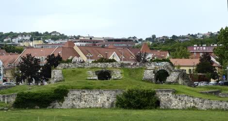 Műemlék - Budapest - Aquincum katonai amfiteátruma