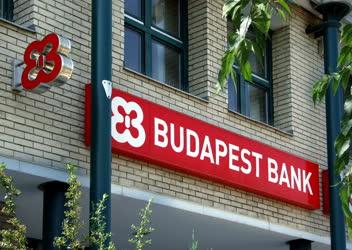 Tárgy - Budapest - A Budapest Bank név felirata és emblémája