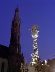 Városkép - Soproni műemlékek esti fényben