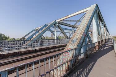 Közlekedés - Budapest - Gubacsi híd