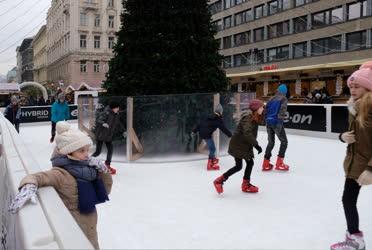 Városkép - Budapest - Ingyenes műjégpálya