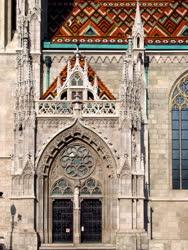 Egyházi épület - Budapest - A felújított Mátyás-templom