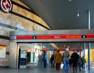 Közlekedés - A 2-es metró zuglói végállomása
