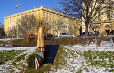 Köztéri szobor - Budapest - Boldog Brenner János vértanú