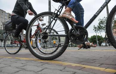 Közlekedés - Debrecen - Kerékpárút-hálózat bővítés