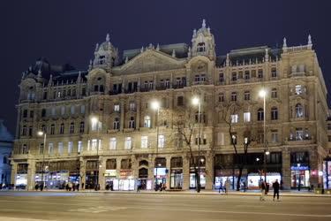 Épület - Budapest  - A volt Királyi Bérpalota