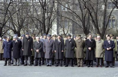 Belpolitika - Nemzeti ünnep - Koszorúzás a Kossuth-szobornál