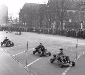 Sport - Autóverseny - Gokart bemutató