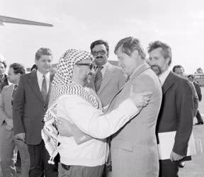 Külkapcsolat - Jasszer Arafatot búcsúztatják Ferihegyen