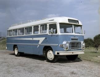 Járműipar - Ikarus autóbusz