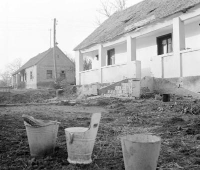 Városkép-életkép - Gyűrűfű, az elnéptelenedő falu