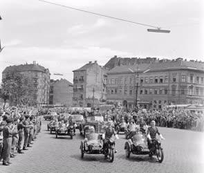 Külkapcsolat - Személy - Jurij Gagarin Budapesten